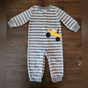 Warm Fuzzy Baby Onsie 12M Pajamas